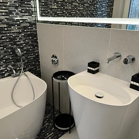 Akoya Apartament #9 아파트 *